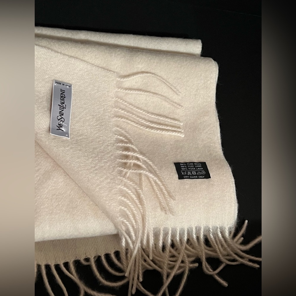 🛑SOLD🛑 SAINT LAURENT SCARF - Picture 7 of 10
